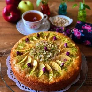 کیک سیب و دارچین